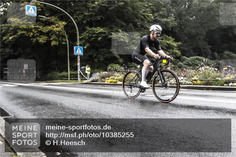 13.09.2026 - Stadtparktriathlon H.Heesch http://msf.ph/oto/10385255 13.09.2026 13:13:38 Radfahren 1082, 1245, 1261, 1407 meine-sportfotos.de