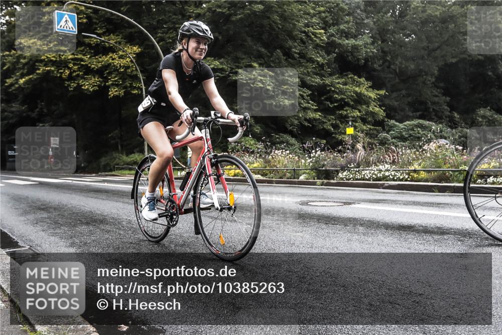 13.09.2026 - Stadtparktriathlon H.Heesch http://msf.ph/oto/10385263 13.09.2026 13:13:43 Radfahren 1199, 1245, 1269, 1369 meine-sportfotos.de