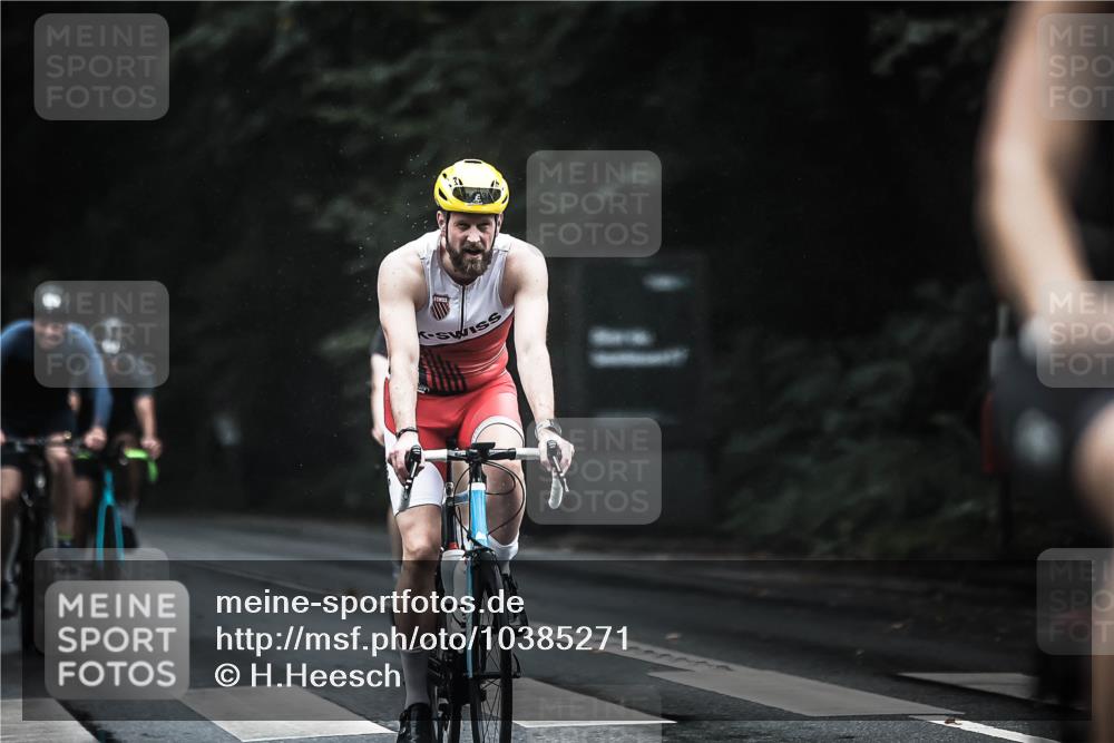 13.09.2026 - Stadtparktriathlon H.Heesch http://msf.ph/oto/10385271 13.09.2026 12:38:27 Radfahren 950, 959, 1097, 1128, 1164, 1193, 1194, 1204, 1228 meine-sportfotos.de