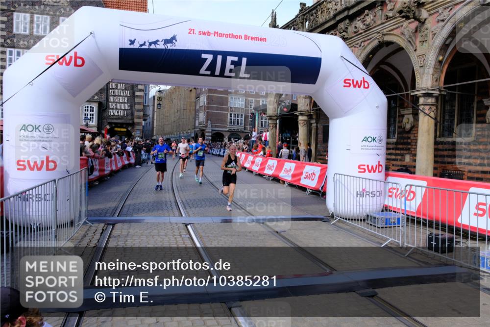 13.09.2026 - 21. swb-Marathon Bremen Tim E. http://msf.ph/oto/10385281 13.09.2026 13:23:14 Ziel 913, 1809, 1935, 1963, 2040, 2367, 2914, 3098, 3145, 3233, 3560, 5114, 6737, 6792, 7909, 8377, 8646, 8671, 8672, 8819, 8820, 9921 meine-sportfotos.de