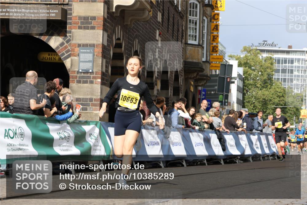 13.09.2026 - 21. swb-Marathon Bremen Strokosch-Dieckow http://msf.ph/oto/10385289 13.09.2026 11:07:02 Ziel 10323, 10378, 10654, 10663, 10795, 10849, 10989, 11021, 11066, 11240, 11370, 12124, 12146, 12219, 12249, 10156, 10360, 11100, 11246, 11393, 11439, 11600, 11684, 11696, 11759, 11822, 11823, 12255 meine-sportfotos.de