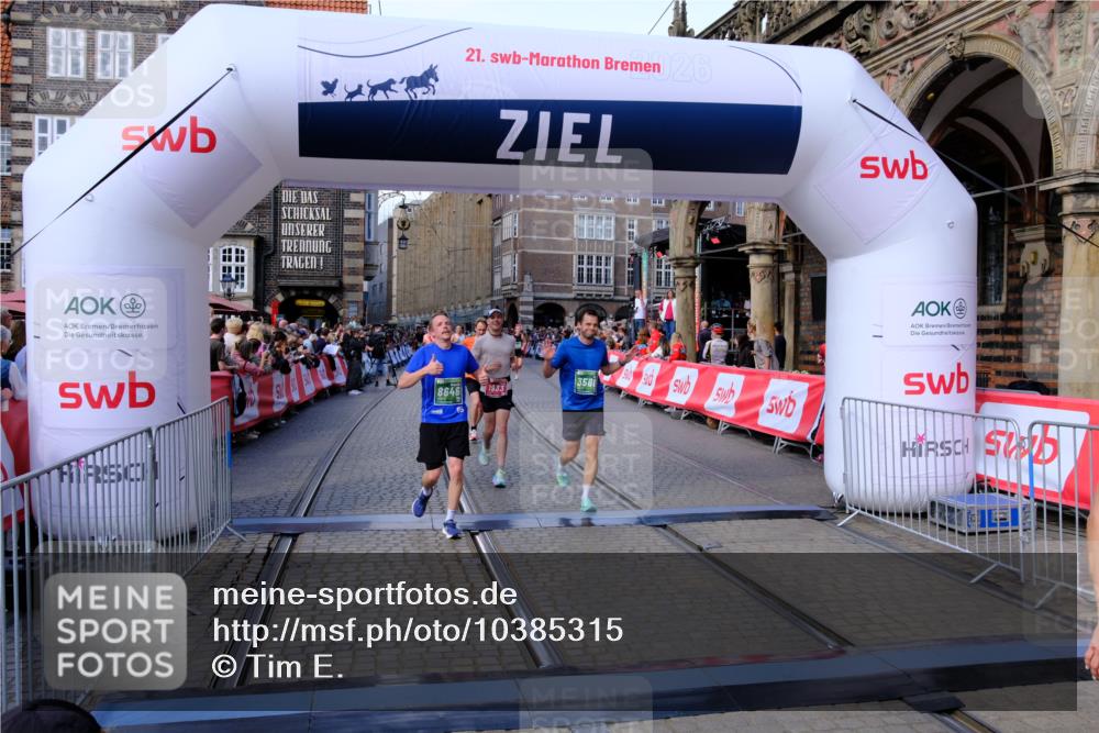 13.09.2026 - 21. swb-Marathon Bremen Tim E. http://msf.ph/oto/10385315 13.09.2026 13:23:16 Ziel 1809, 1935, 1963, 2040, 2367, 2914, 3098, 3145, 3233, 3560, 5114, 6737, 6792, 7909, 8377, 8646, 8671, 8672, 8819, 8820, 9921 meine-sportfotos.de