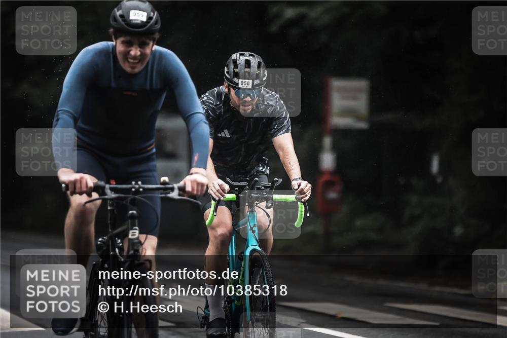 13.09.2026 - Stadtparktriathlon H.Heesch http://msf.ph/oto/10385318 13.09.2026 12:38:30 Radfahren 950, 959, 1097, 1105, 1128, 1133, 1164, 1193, 1204, 1282 meine-sportfotos.de