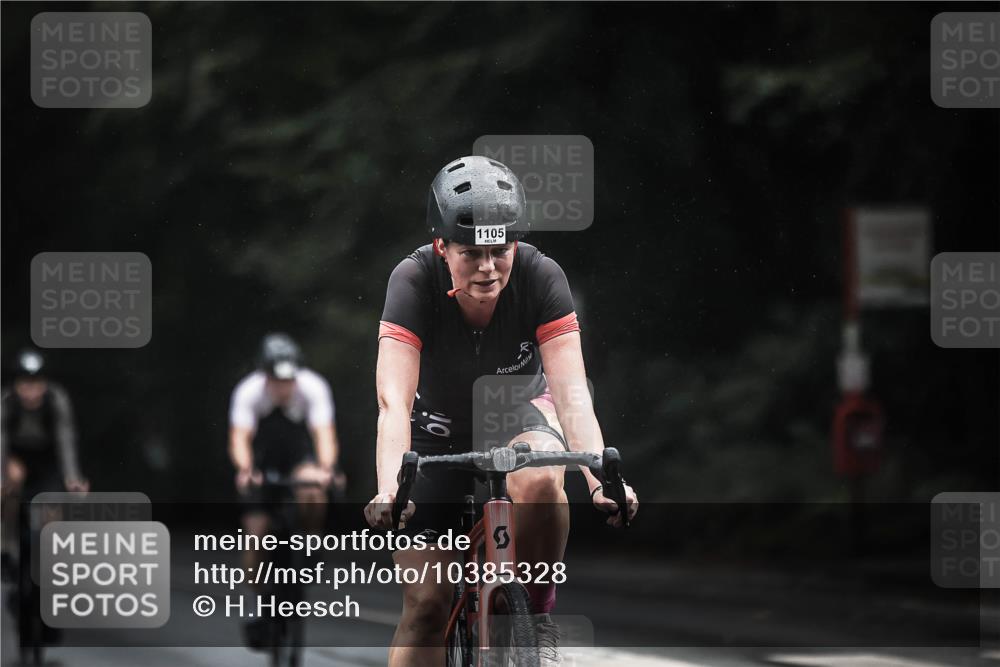 13.09.2026 - Stadtparktriathlon H.Heesch http://msf.ph/oto/10385328 13.09.2026 12:38:34 Radfahren 950, 959, 1105, 1133, 1176, 1204, 1282 meine-sportfotos.de