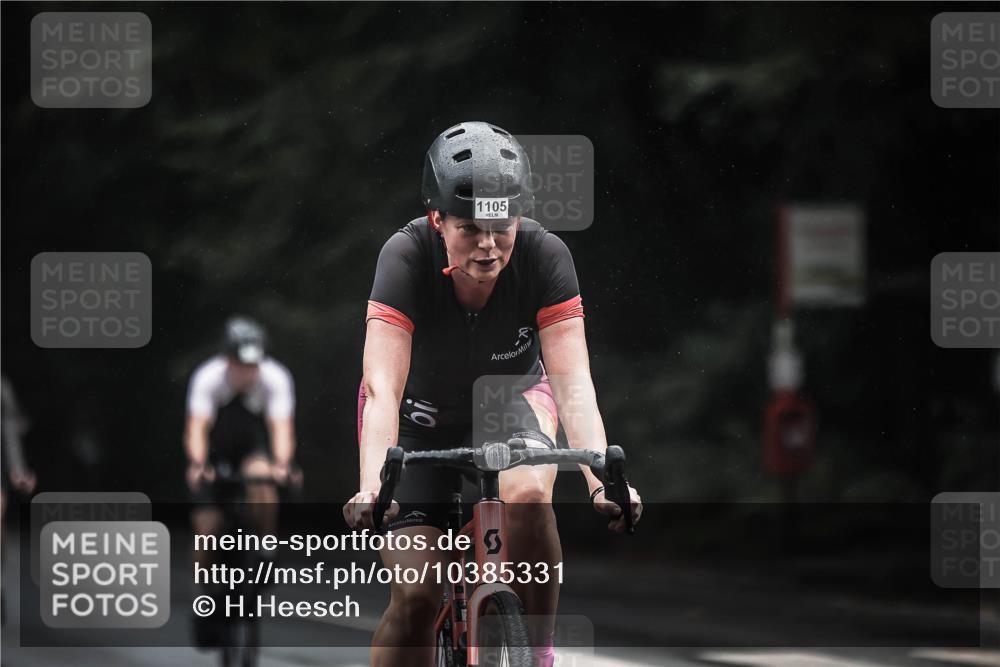 13.09.2026 - Stadtparktriathlon H.Heesch http://msf.ph/oto/10385331 13.09.2026 12:38:34 Radfahren 950, 959, 1105, 1133, 1176, 1204, 1282 meine-sportfotos.de