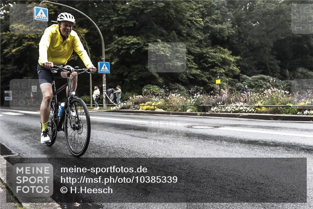 13.09.2026 - Stadtparktriathlon H.Heesch http://msf.ph/oto/10385339 13.09.2026 13:14:43 Radfahren 1312, 1360, 1391, 1400, 1410, 1464 meine-sportfotos.de