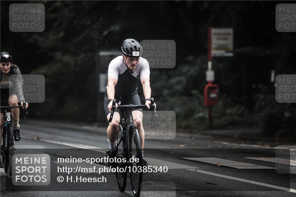 13.09.2026 - Stadtparktriathlon H.Heesch http://msf.ph/oto/10385340 13.09.2026 12:38:35 Radfahren 950, 959, 1105, 1133, 1176, 1282 meine-sportfotos.de