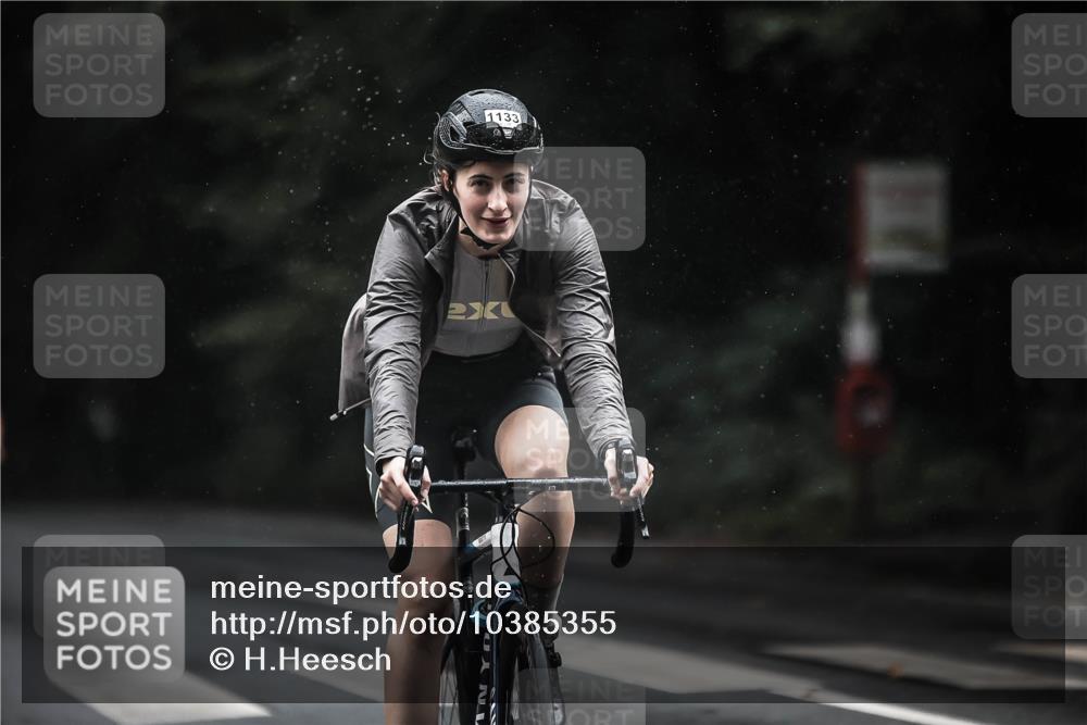 13.09.2026 - Stadtparktriathlon H.Heesch http://msf.ph/oto/10385355 13.09.2026 12:38:36 Radfahren 1105, 1133, 1176, 1282 meine-sportfotos.de