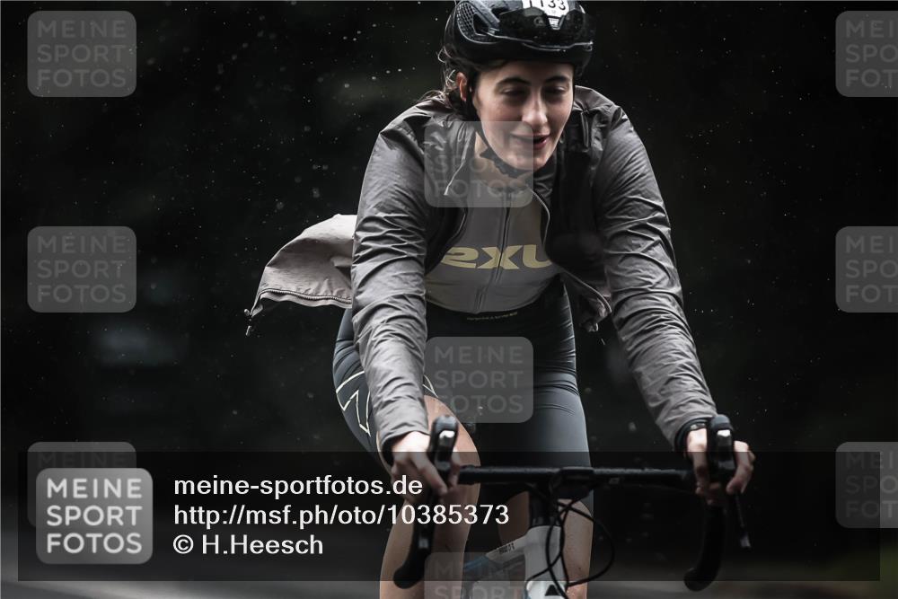 13.09.2026 - Stadtparktriathlon H.Heesch http://msf.ph/oto/10385373 13.09.2026 12:38:37 Radfahren 1105, 1133, 1154, 1176, 1282 meine-sportfotos.de