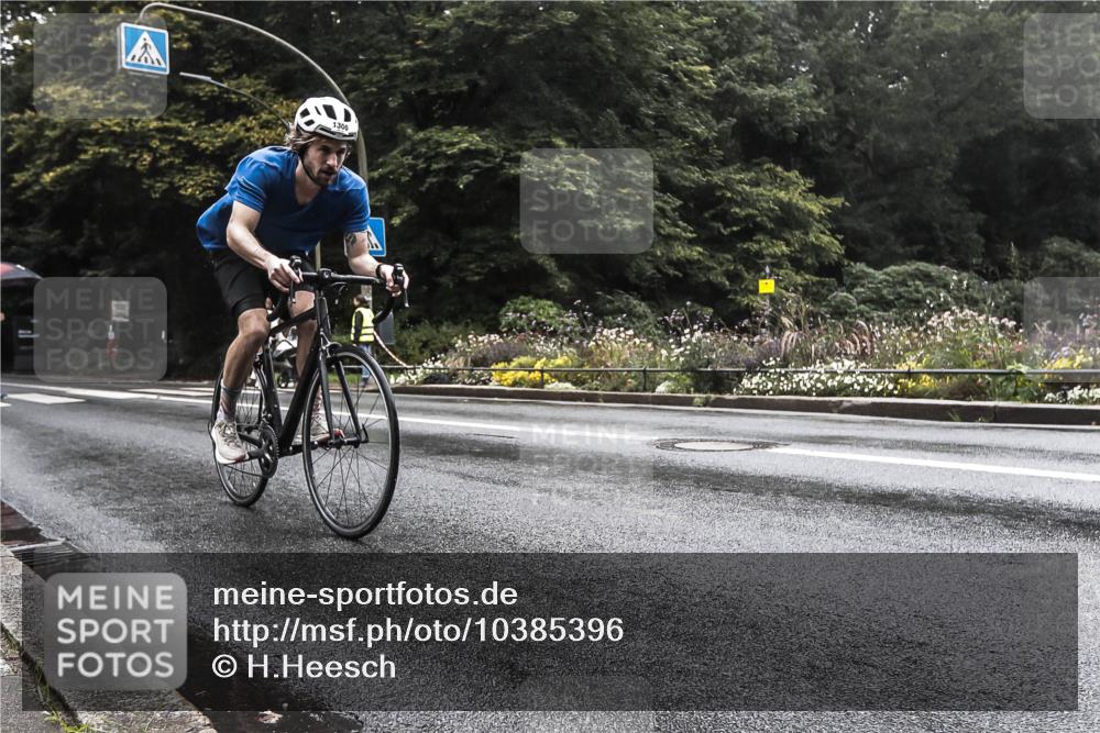 13.09.2026 - Stadtparktriathlon H.Heesch http://msf.ph/oto/10385396 13.09.2026 13:15:49 Radfahren 1300 meine-sportfotos.de