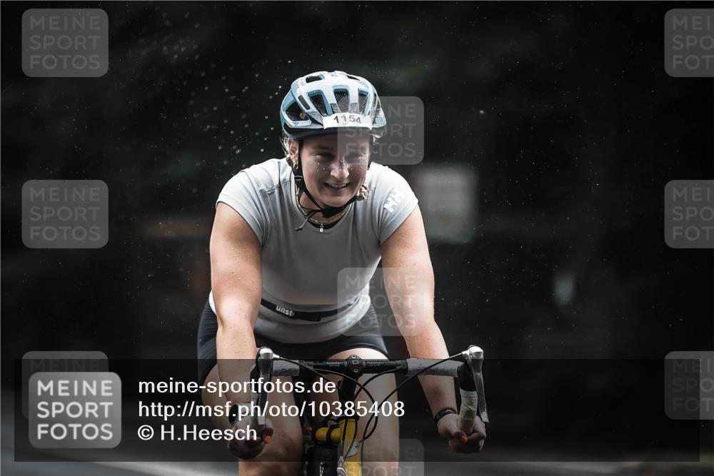 13.09.2026 - Stadtparktriathlon H.Heesch http://msf.ph/oto/10385408 13.09.2026 12:38:44 Radfahren 996, 1091, 1154, 1176, 1202, 1299 meine-sportfotos.de