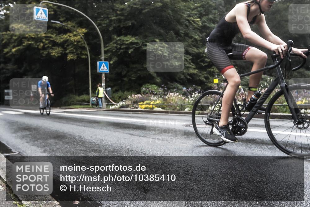 13.09.2026 - Stadtparktriathlon H.Heesch http://msf.ph/oto/10385410 13.09.2026 13:16:06 Radfahren 1258, 1366, 1428, 1452 meine-sportfotos.de