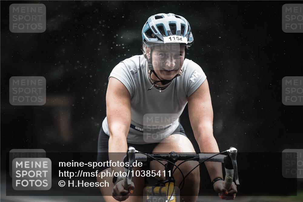 13.09.2026 - Stadtparktriathlon H.Heesch http://msf.ph/oto/10385411 13.09.2026 12:38:44 Radfahren 996, 1091, 1154, 1176, 1202, 1299 meine-sportfotos.de