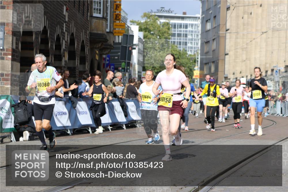 13.09.2026 - 21. swb-Marathon Bremen Strokosch-Dieckow http://msf.ph/oto/10385423 13.09.2026 11:07:13 Ziel 10378, 10663, 11066, 11257, 11370, 12124, 12146, 12219, 12249, 10205, 10488, 10695, 10748, 11123, 11246, 11417, 11759, 11767, 11865, 11917, 12020, 12173, 12210, 12266, 12536 meine-sportfotos.de