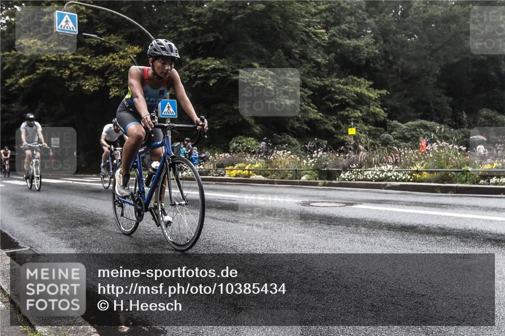 13.09.2026 - Stadtparktriathlon H.Heesch http://msf.ph/oto/10385434 13.09.2026 13:16:16 Radfahren 1264, 1383, 1437, 1446, 1457 meine-sportfotos.de