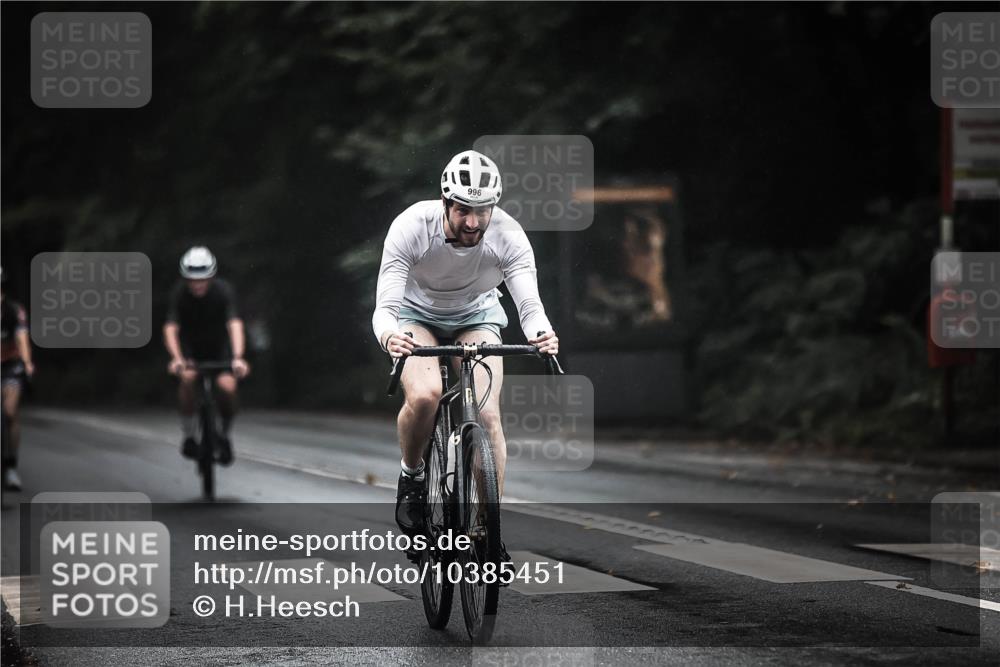 13.09.2026 - Stadtparktriathlon H.Heesch http://msf.ph/oto/10385451 13.09.2026 12:38:48 Radfahren 996, 1091, 1109, 1154, 1202, 1299 meine-sportfotos.de