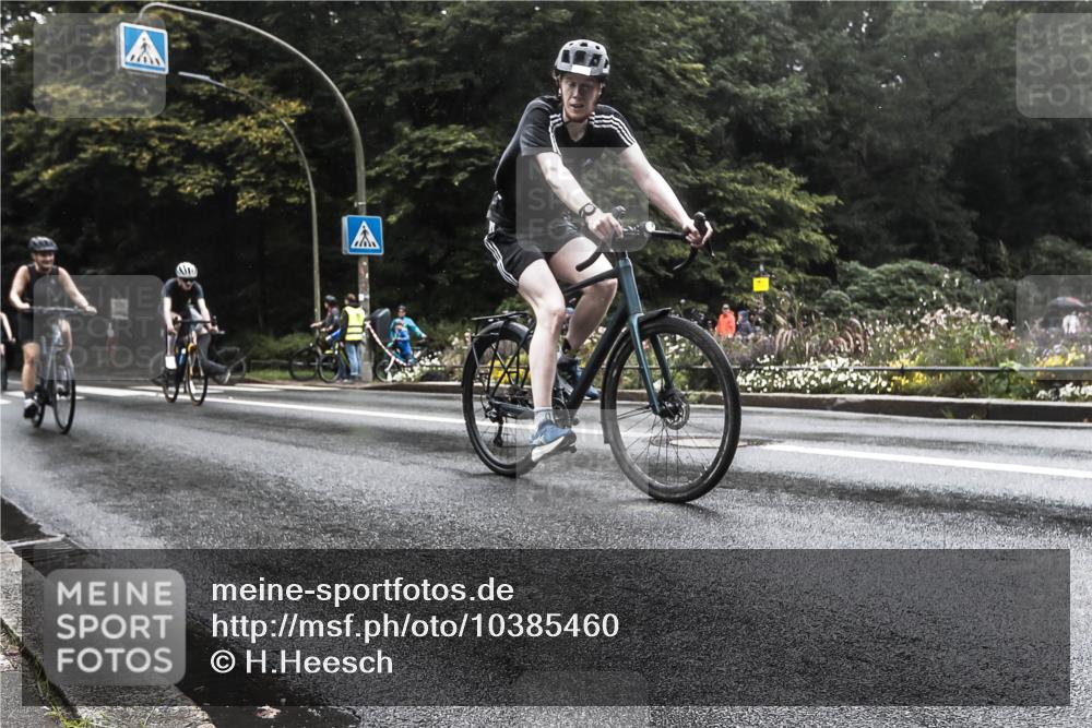13.09.2026 - Stadtparktriathlon H.Heesch http://msf.ph/oto/10385460 13.09.2026 13:16:19 Radfahren 1097, 1263, 1264, 1351, 1383, 1437, 1446, 1457 meine-sportfotos.de