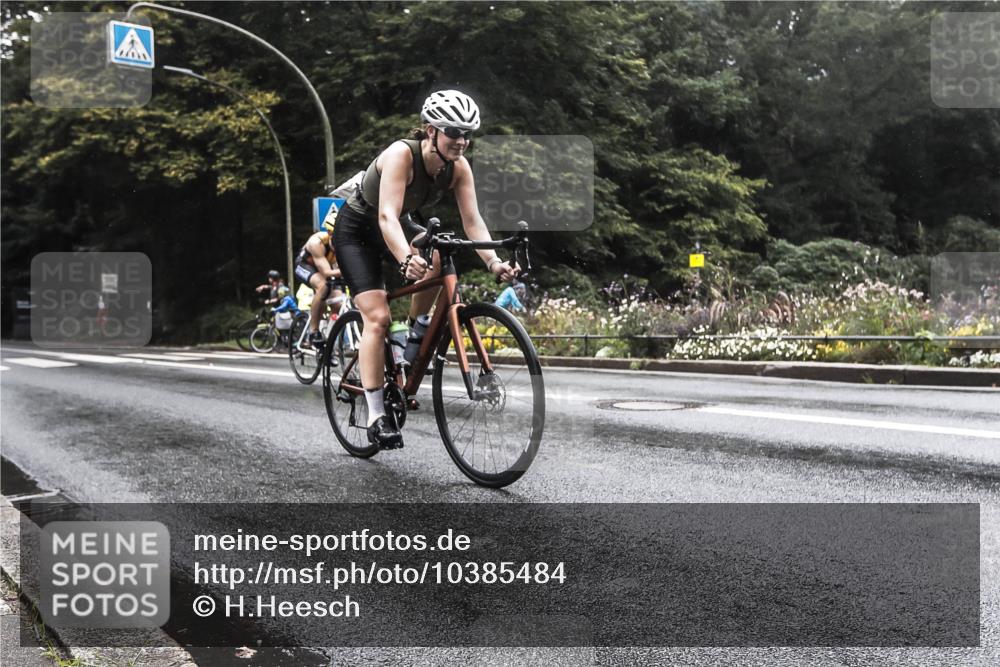 13.09.2026 - Stadtparktriathlon H.Heesch http://msf.ph/oto/10385484 13.09.2026 13:16:30 Radfahren 1292, 1303, 1330, 1447, 1476 meine-sportfotos.de