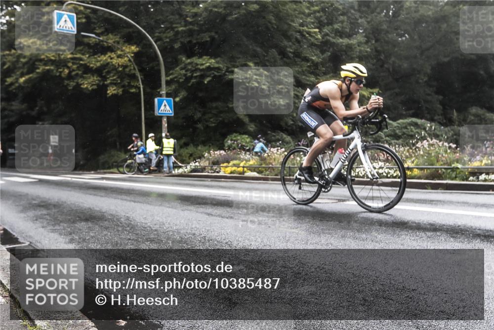13.09.2026 - Stadtparktriathlon H.Heesch http://msf.ph/oto/10385487 13.09.2026 13:16:31 Radfahren 1292, 1330, 1447, 1476 meine-sportfotos.de