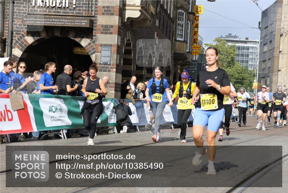 13.09.2026 - 21. swb-Marathon Bremen Strokosch-Dieckow http://msf.ph/oto/10385490 13.09.2026 11:07:18 Ziel 10156, 10360, 10378, 10663, 11066, 11257, 11439, 11684, 12124, 12249, 10138, 10205, 10279, 10280, 10501, 10505, 10695, 10748, 11123, 11417, 11767, 11865, 11899, 11917, 12020, 12173, 12210, 12277, 12419, 12536 meine-sportfotos.de