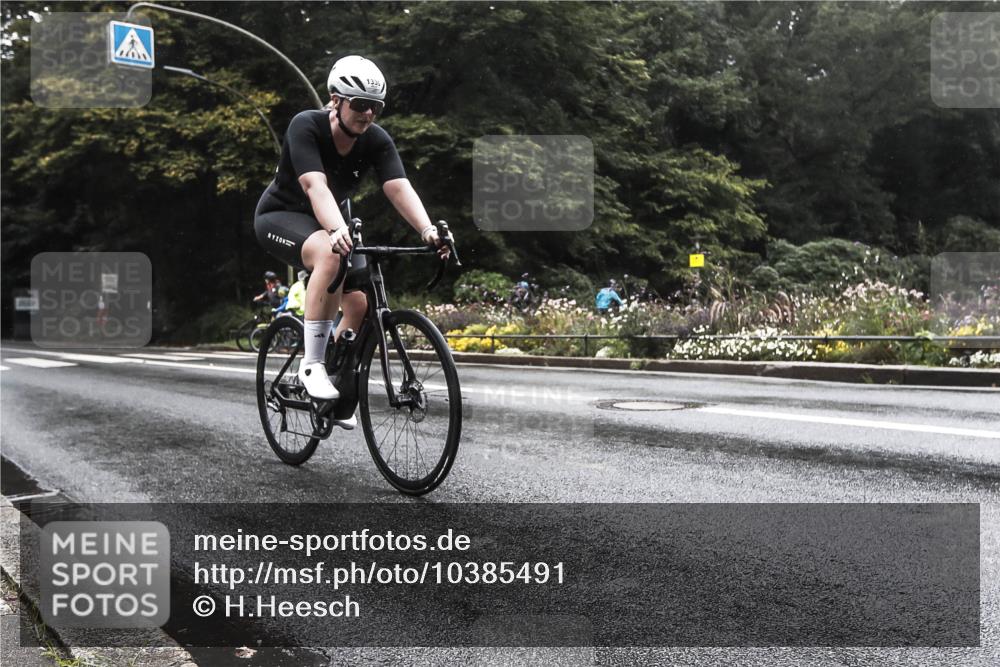 13.09.2026 - Stadtparktriathlon H.Heesch http://msf.ph/oto/10385491 13.09.2026 13:16:32 Radfahren 1292, 1330, 1447, 1476 meine-sportfotos.de