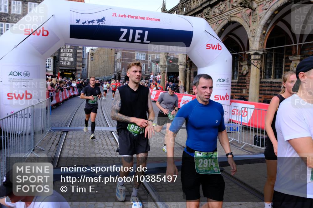 13.09.2026 - 21. swb-Marathon Bremen Tim E. http://msf.ph/oto/10385497 13.09.2026 13:23:26 Ziel 1809, 1900, 1935, 2306, 2367, 2427, 2827, 2914, 2961, 3098, 3233, 3374, 3729, 3920, 5114, 7909, 8045, 8231, 8304, 8377, 8671, 8672, 8732, 8787, 8819, 8820, 9827, 9921, 10127 meine-sportfotos.de