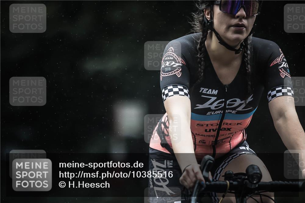 13.09.2026 - Stadtparktriathlon H.Heesch http://msf.ph/oto/10385516 13.09.2026 12:38:52 Radfahren 996, 1109, 1202, 1273, 1299 meine-sportfotos.de