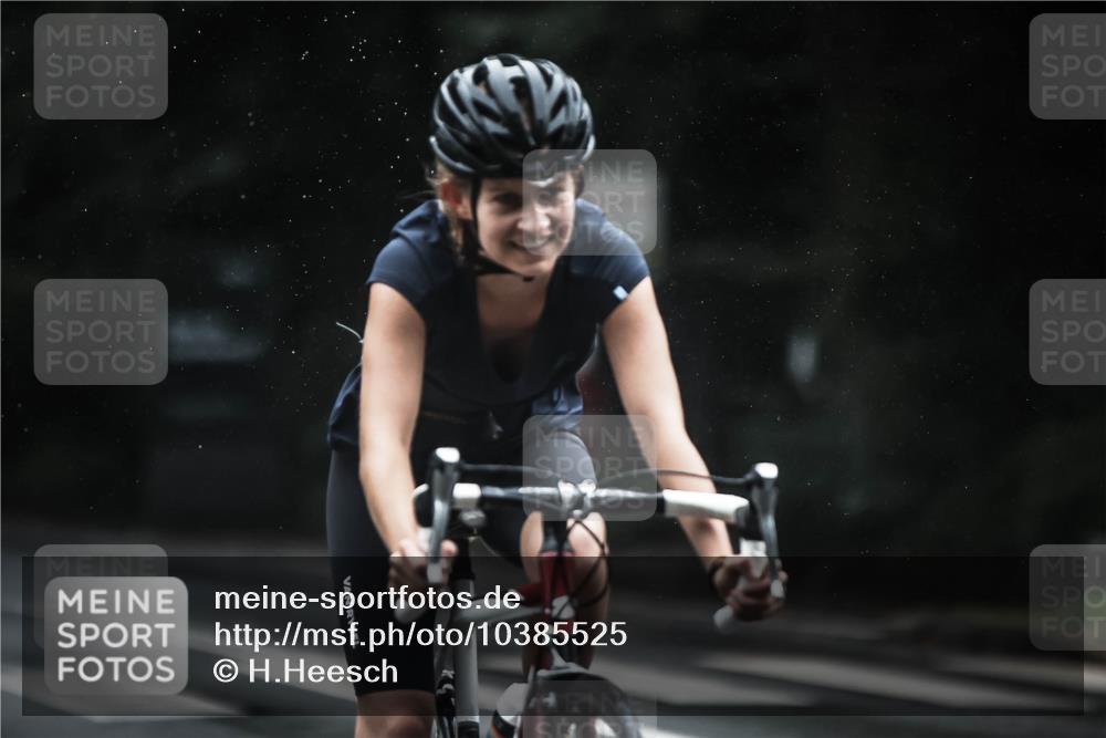 13.09.2026 - Stadtparktriathlon H.Heesch http://msf.ph/oto/10385525 13.09.2026 12:38:54 Radfahren 996, 1109, 1202, 1273, 1299 meine-sportfotos.de