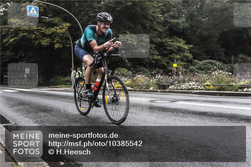 13.09.2026 - Stadtparktriathlon H.Heesch http://msf.ph/oto/10385542 13.09.2026 13:17:50 Radfahren 1375, 1405, 1465 meine-sportfotos.de