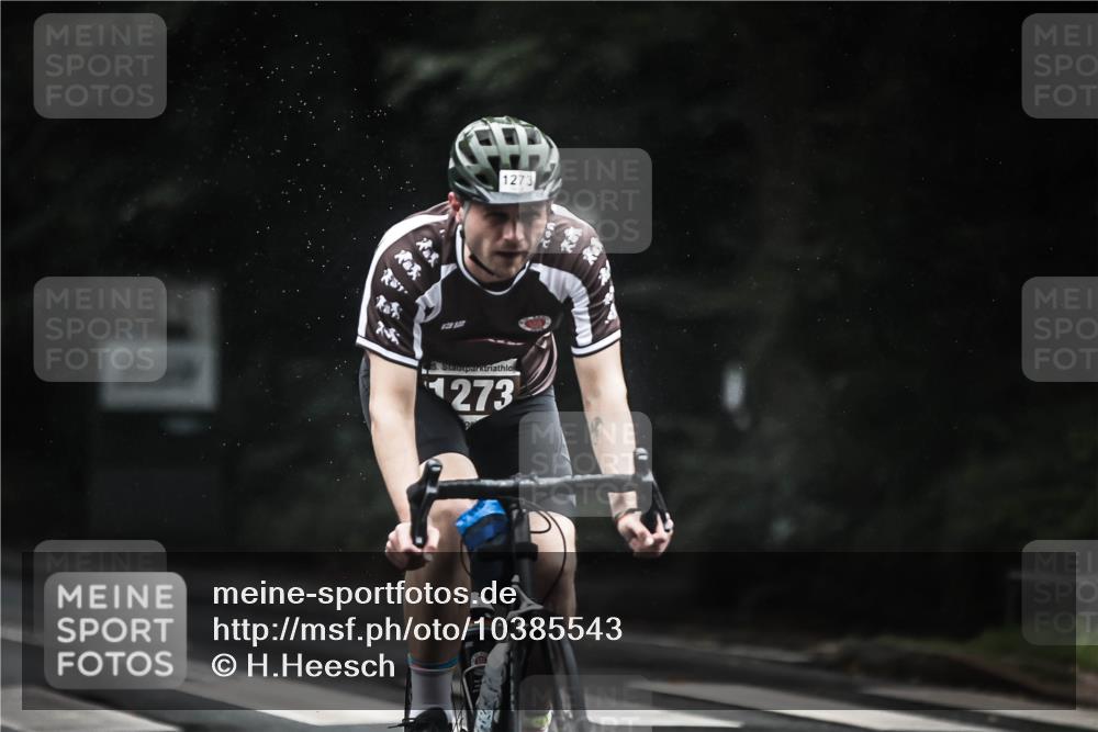 13.09.2026 - Stadtparktriathlon H.Heesch http://msf.ph/oto/10385543 13.09.2026 12:38:57 Radfahren 1109, 1208, 1273 meine-sportfotos.de
