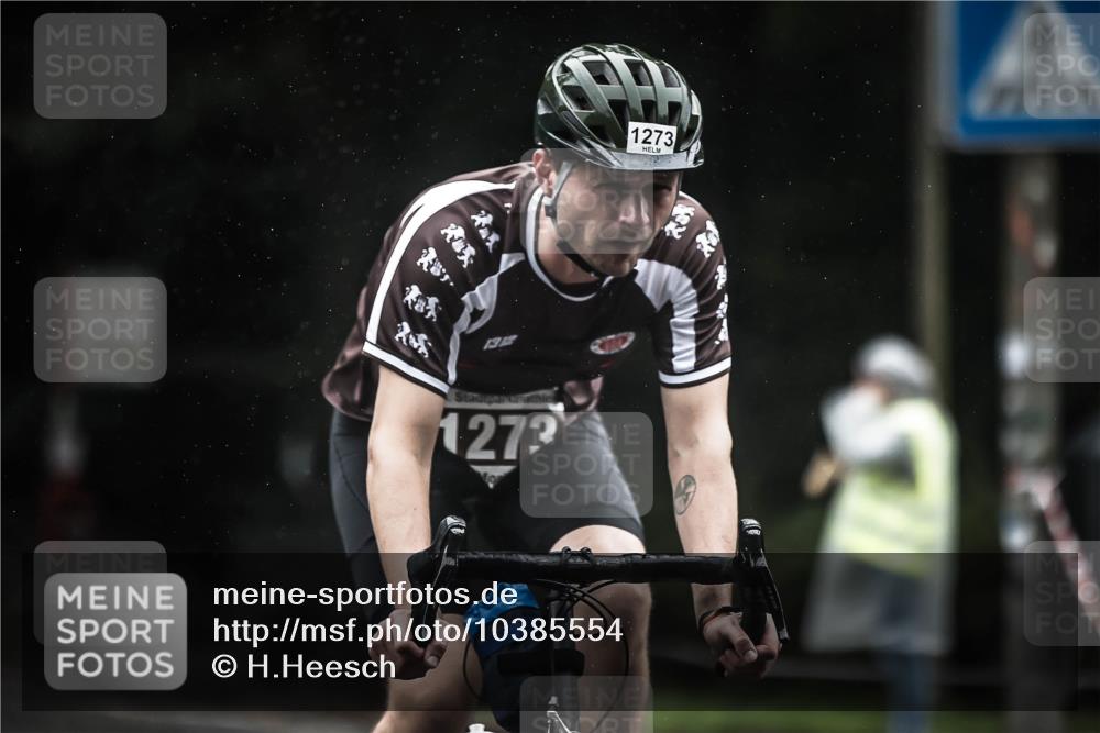 13.09.2026 - Stadtparktriathlon H.Heesch http://msf.ph/oto/10385554 13.09.2026 12:38:57 Radfahren 1109, 1208, 1273 meine-sportfotos.de