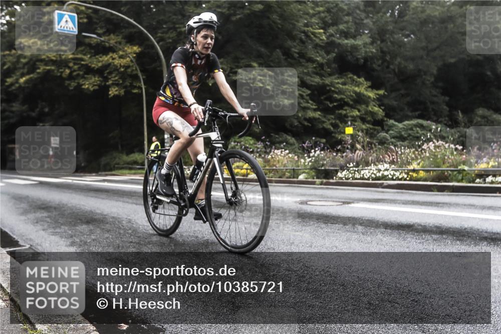 13.09.2026 - Stadtparktriathlon H.Heesch http://msf.ph/oto/10385721 13.09.2026 13:19:34 Radfahren 1334, 1429 meine-sportfotos.de