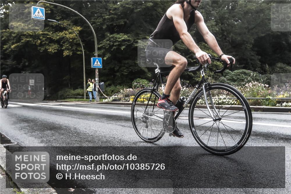 13.09.2026 - Stadtparktriathlon H.Heesch http://msf.ph/oto/10385726 13.09.2026 13:19:42 Radfahren 1373, 1425, 1448 meine-sportfotos.de