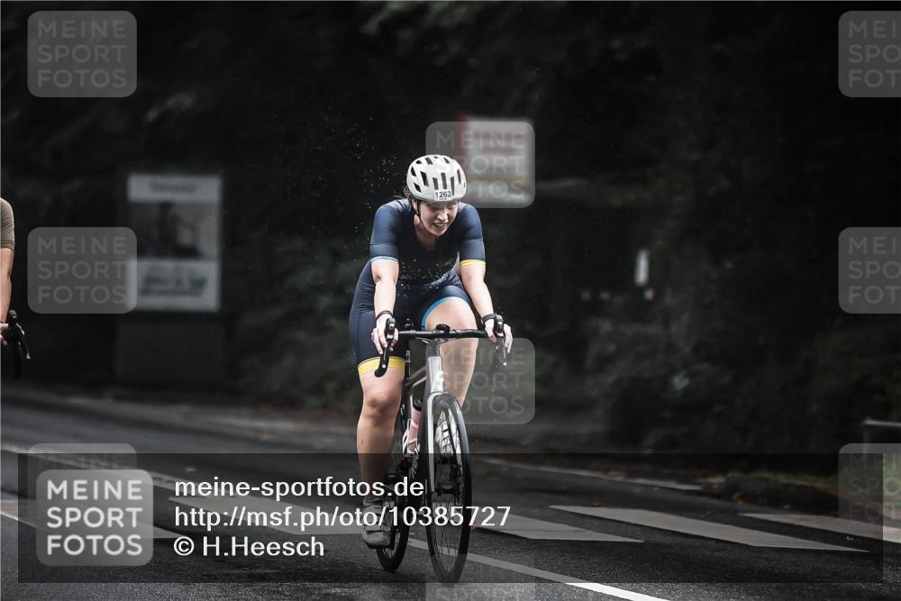 13.09.2026 - Stadtparktriathlon H.Heesch http://msf.ph/oto/10385727 13.09.2026 12:39:27 Radfahren 1114, 1163, 1174, 1189, 1214, 1231, 1251, 1262, 1294 meine-sportfotos.de