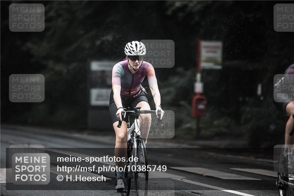 13.09.2026 - Stadtparktriathlon H.Heesch http://msf.ph/oto/10385749 13.09.2026 12:39:29 Radfahren 1163, 1174, 1192, 1214, 1231, 1251, 1262, 1294 meine-sportfotos.de