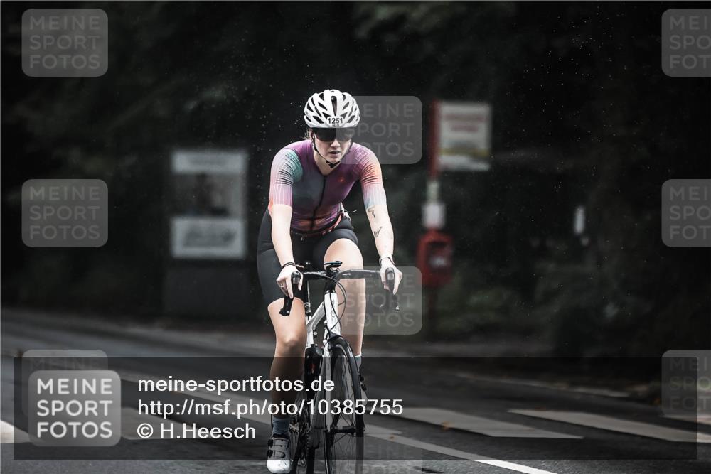13.09.2026 - Stadtparktriathlon H.Heesch http://msf.ph/oto/10385755 13.09.2026 12:39:30 Radfahren 1163, 1174, 1192, 1214, 1231, 1251, 1262, 1294 meine-sportfotos.de
