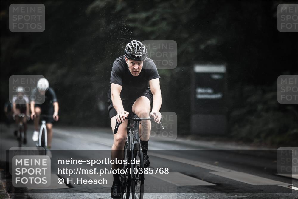 13.09.2026 - Stadtparktriathlon H.Heesch http://msf.ph/oto/10385768 13.09.2026 12:39:32 Radfahren 1163, 1174, 1192, 1214, 1251, 1262, 1294 meine-sportfotos.de