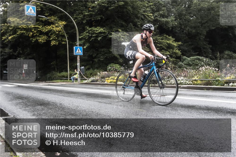 13.09.2026 - Stadtparktriathlon H.Heesch http://msf.ph/oto/10385779 13.09.2026 13:20:39 Radfahren 1293, 1322, 1333, 1401, 1430, 1505 meine-sportfotos.de