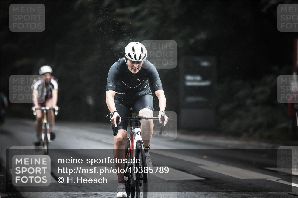 13.09.2026 - Stadtparktriathlon H.Heesch http://msf.ph/oto/10385789 13.09.2026 12:39:34 Radfahren 1174, 1192, 1214, 1251, 1294 meine-sportfotos.de