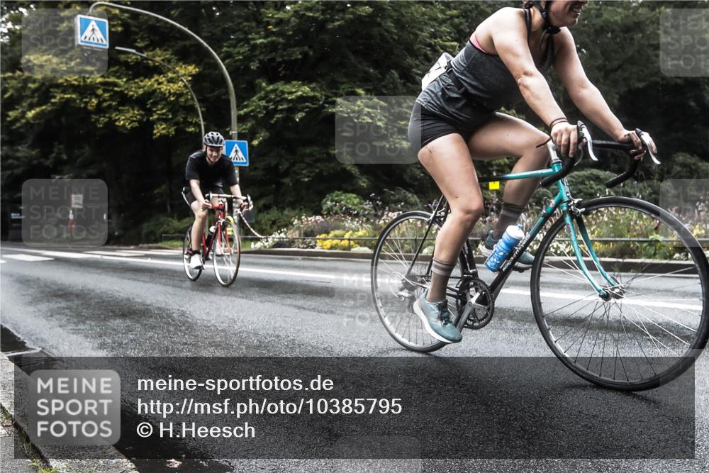 13.09.2026 - Stadtparktriathlon H.Heesch http://msf.ph/oto/10385795 13.09.2026 13:20:55 Radfahren 1346, 1377, 1436 meine-sportfotos.de