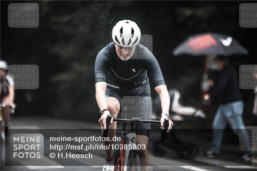 13.09.2026 - Stadtparktriathlon H.Heesch http://msf.ph/oto/10385803 13.09.2026 12:39:34 Radfahren 1174, 1192, 1214, 1251, 1294 meine-sportfotos.de