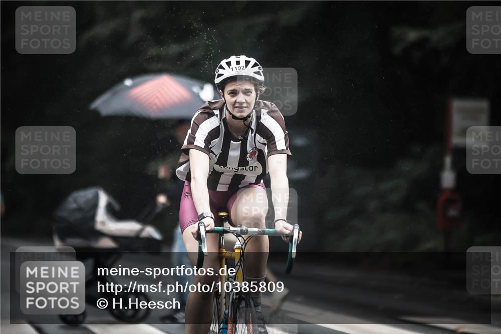 13.09.2026 - Stadtparktriathlon H.Heesch http://msf.ph/oto/10385809 13.09.2026 12:39:36 Radfahren 1118, 1127, 1174, 1192, 1214 meine-sportfotos.de