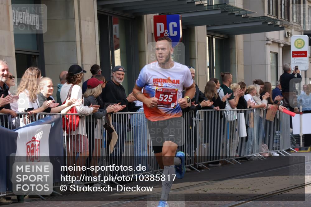 13.09.2026 - 21. swb-Marathon Bremen Strokosch-Dieckow http://msf.ph/oto/10385817 13.09.2026 12:52:43 Ziel 417, 2100, 2585, 7244, 7650, 8077, 9522, 525, 553, 7244, 7768, 8729 meine-sportfotos.de
