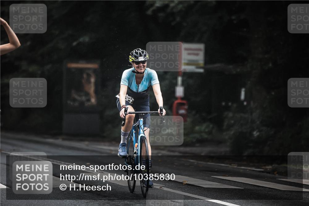 13.09.2026 - Stadtparktriathlon H.Heesch http://msf.ph/oto/10385830 13.09.2026 12:39:42 Radfahren 1118, 1127, 1263, 1268, 1272 meine-sportfotos.de