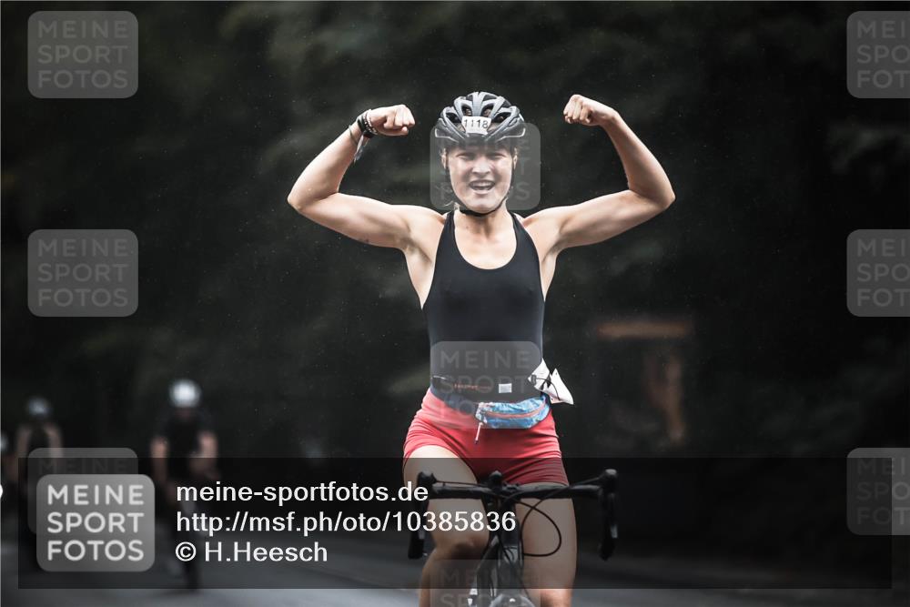13.09.2026 - Stadtparktriathlon H.Heesch http://msf.ph/oto/10385836 13.09.2026 12:39:42 Radfahren 1118, 1127, 1263, 1268, 1272 meine-sportfotos.de