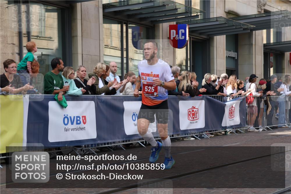 13.09.2026 - 21. swb-Marathon Bremen Strokosch-Dieckow http://msf.ph/oto/10385859 13.09.2026 12:52:44 Ziel 417, 2100, 2585, 7650, 8077, 9522, 525, 553, 7244, 7768, 8729 meine-sportfotos.de
