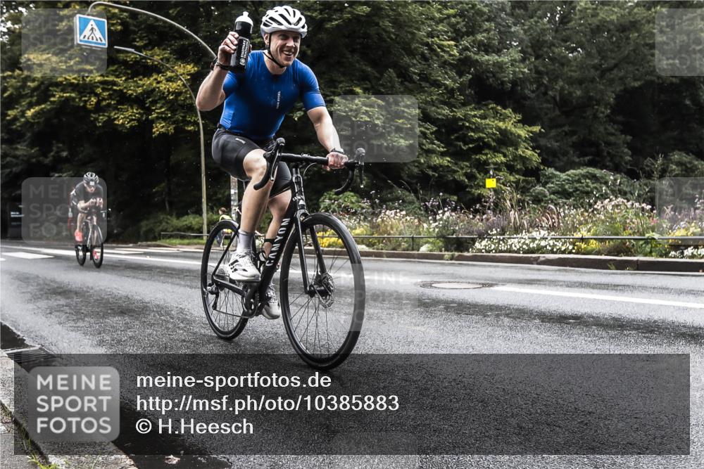 13.09.2026 - Stadtparktriathlon H.Heesch http://msf.ph/oto/10385883 13.09.2026 13:21:36 Radfahren 1353, 1464 meine-sportfotos.de