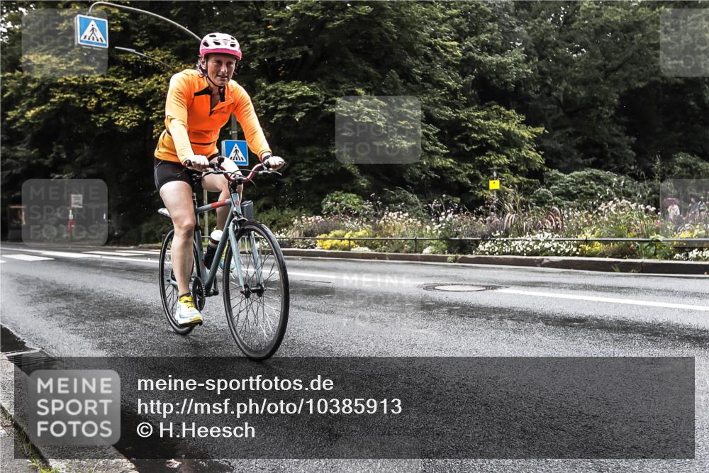 13.09.2026 - Stadtparktriathlon H.Heesch http://msf.ph/oto/10385913 13.09.2026 13:21:56 Radfahren 1316, 1343, 1453 meine-sportfotos.de