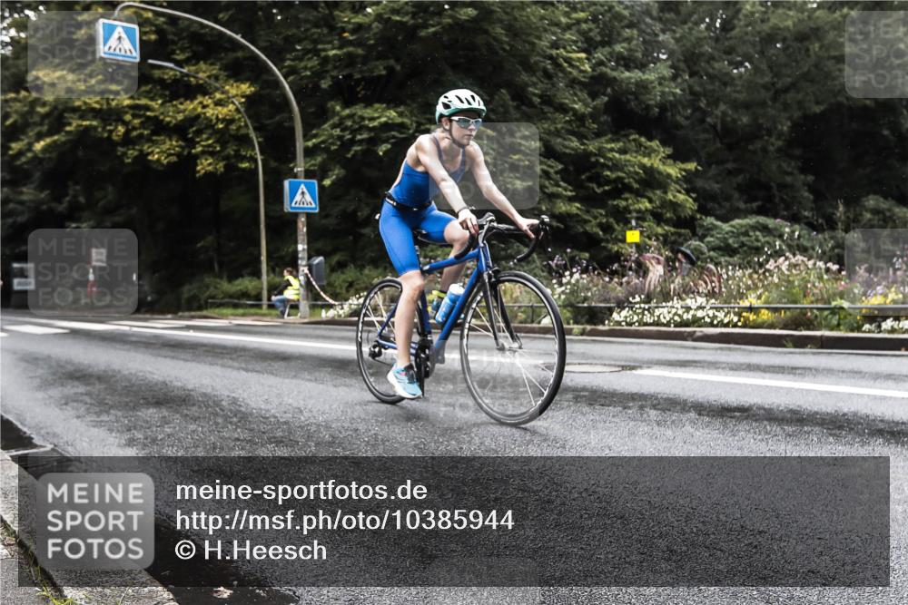 13.09.2026 - Stadtparktriathlon H.Heesch http://msf.ph/oto/10385944 13.09.2026 13:22:07 Radfahren 1257, 1360, 1376, 1435, 1484 meine-sportfotos.de