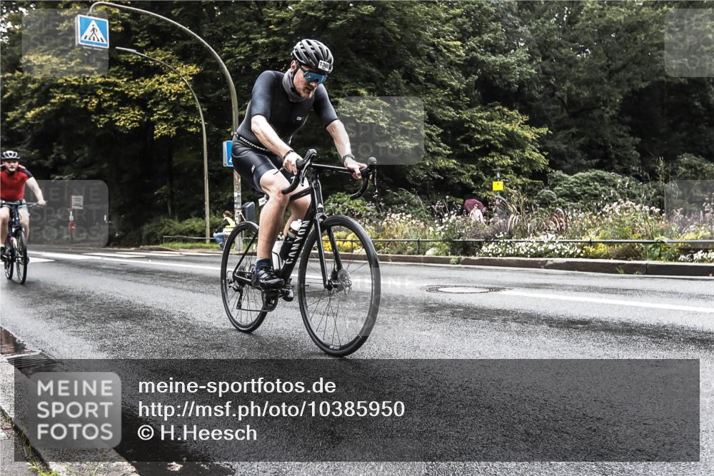 13.09.2026 - Stadtparktriathlon H.Heesch http://msf.ph/oto/10385950 13.09.2026 13:22:09 Radfahren 1257, 1360, 1484 meine-sportfotos.de